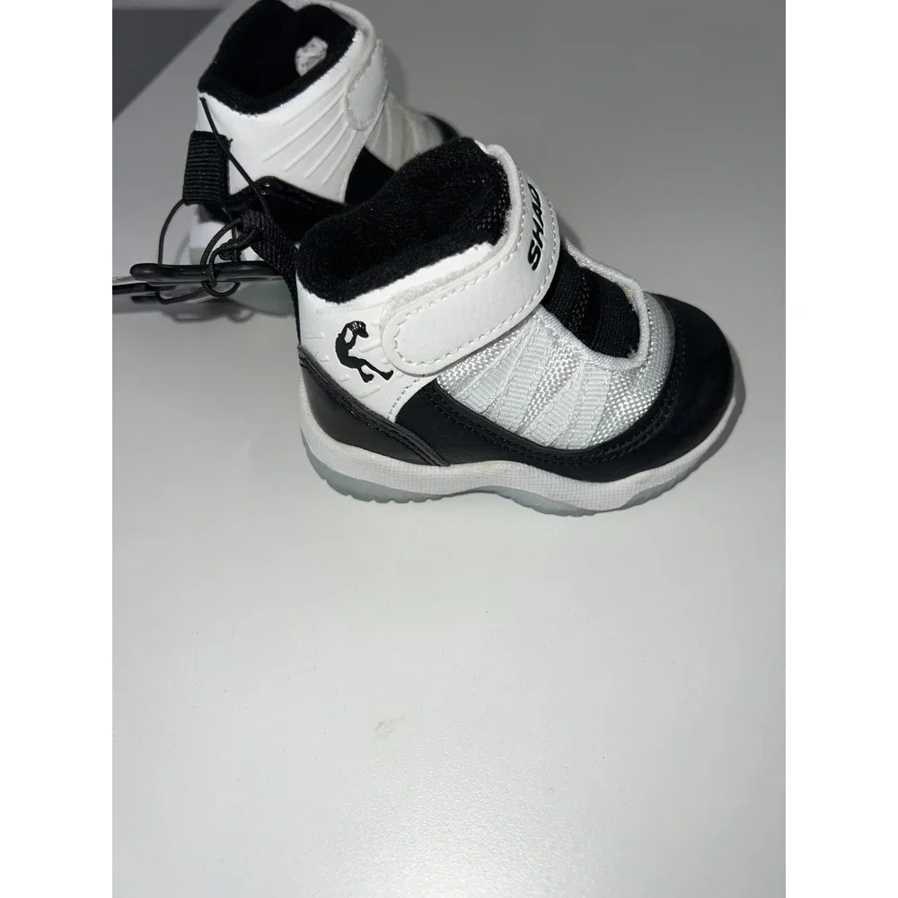 Shaq Infant Boys High Top Athletic Basketball Sneakers‎ White Black Size 2 NEW